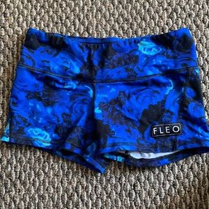 M Fleo Shorts